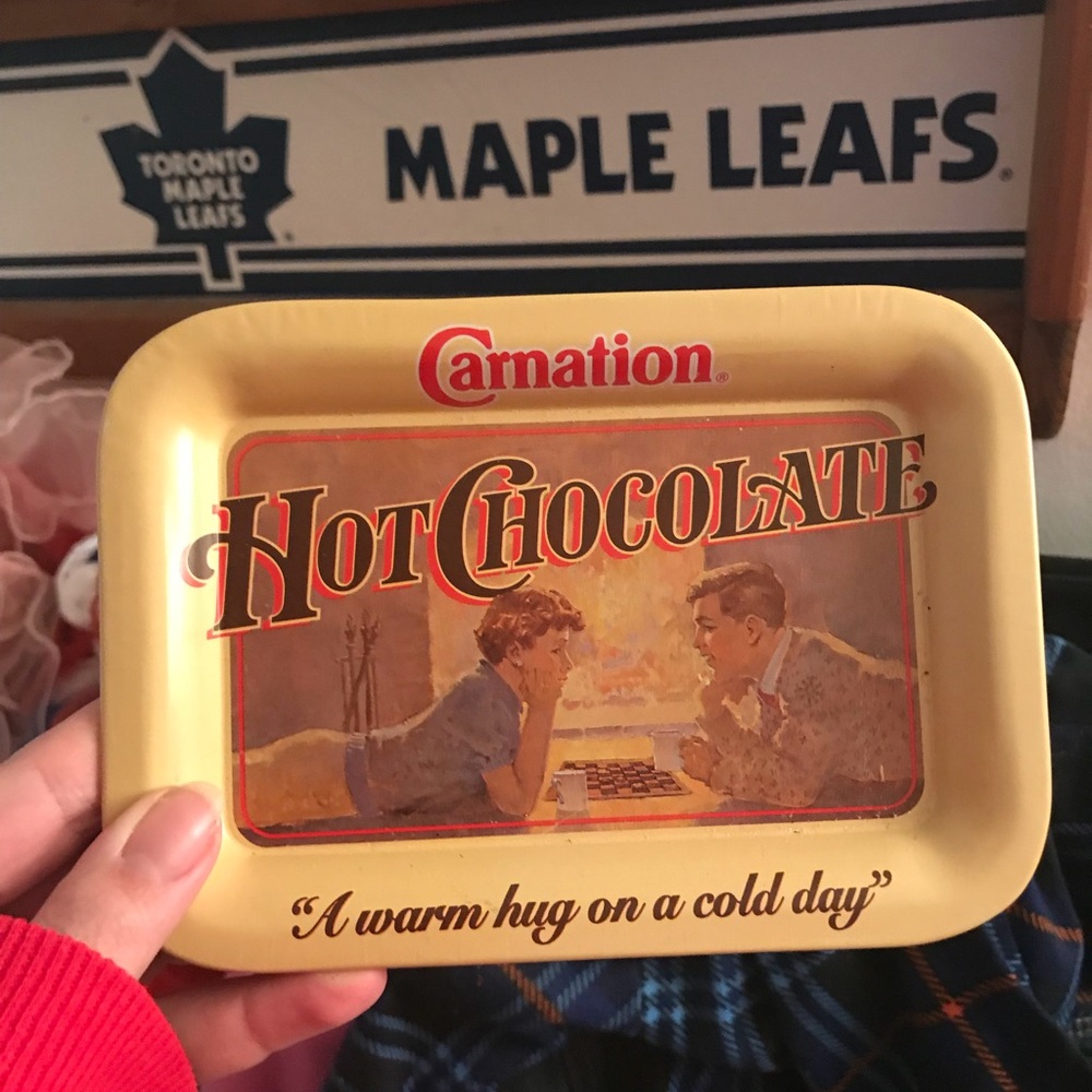 Vintage C A R N A T I O N Hot Chocolate serving tray
